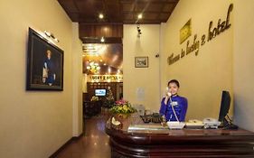 Lucky 2 Hotel & Travel